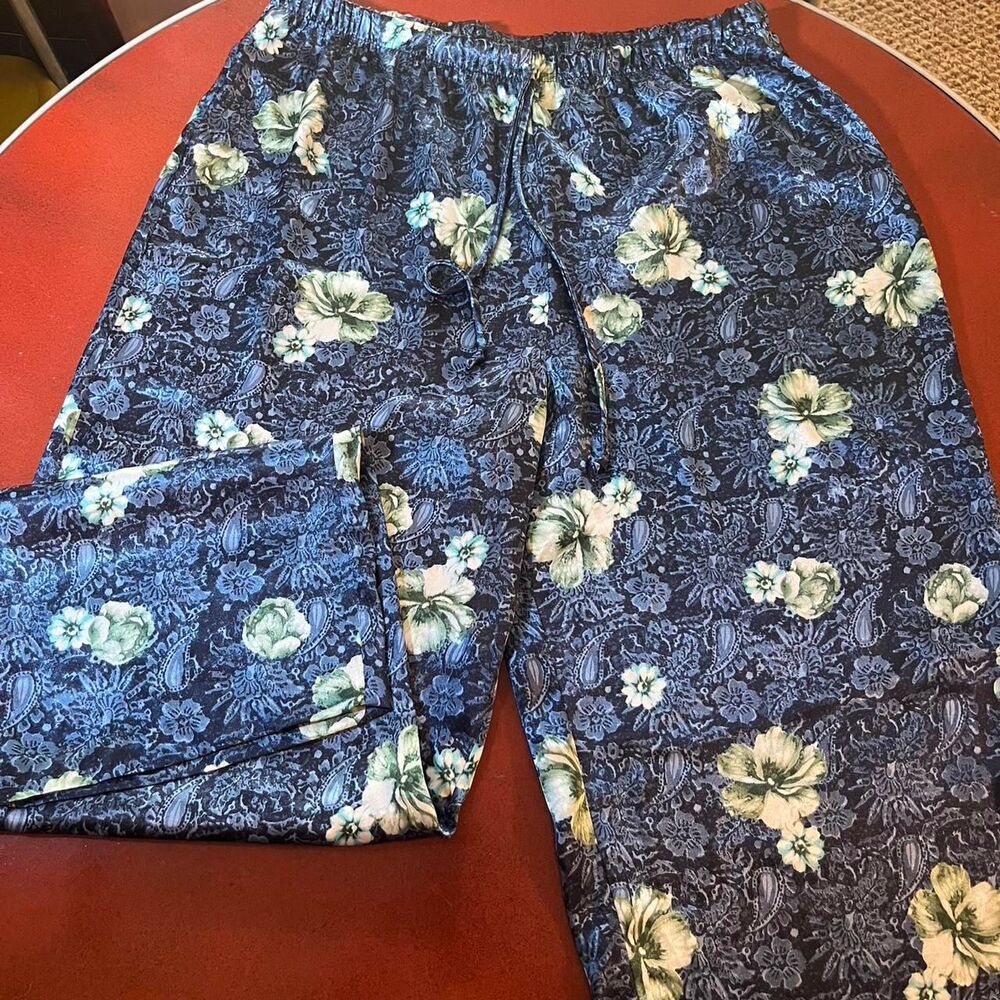 Unbranded Women's multi Pajamas